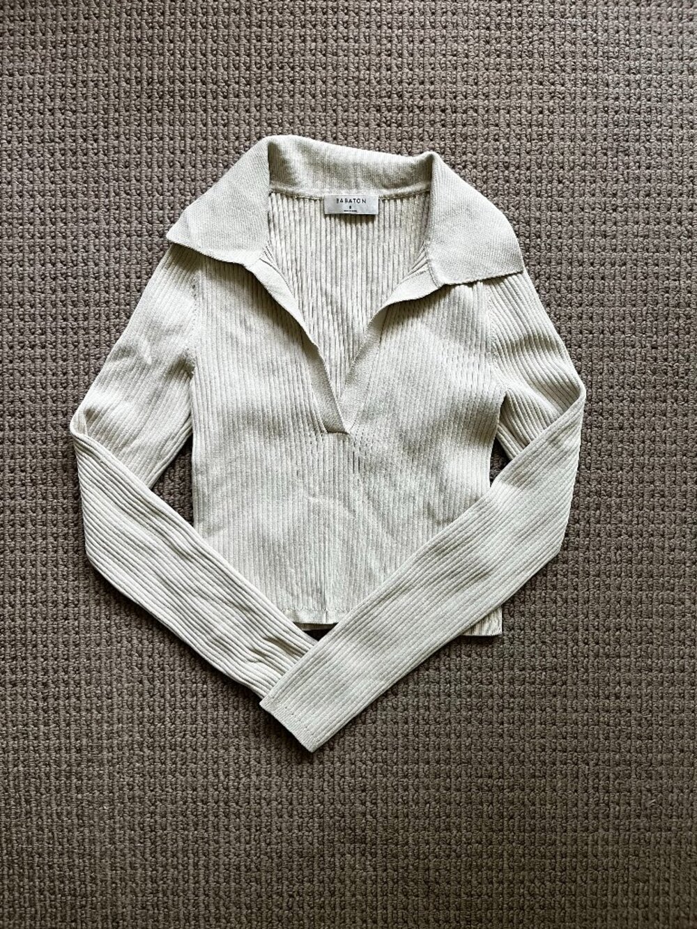 Aritzia Babaton Ribbed Collared Long Sleeve Top – Size S